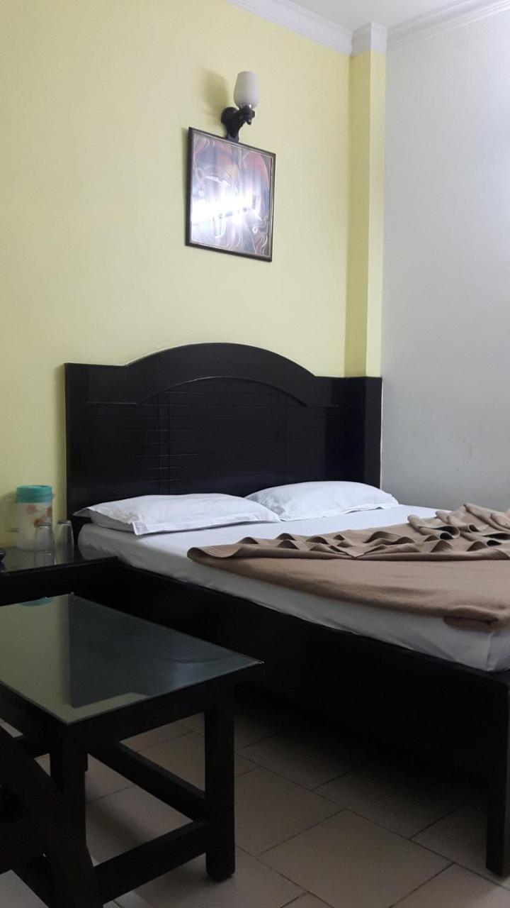 Hotel Shreeram Deluxe New Delhi Exterior foto